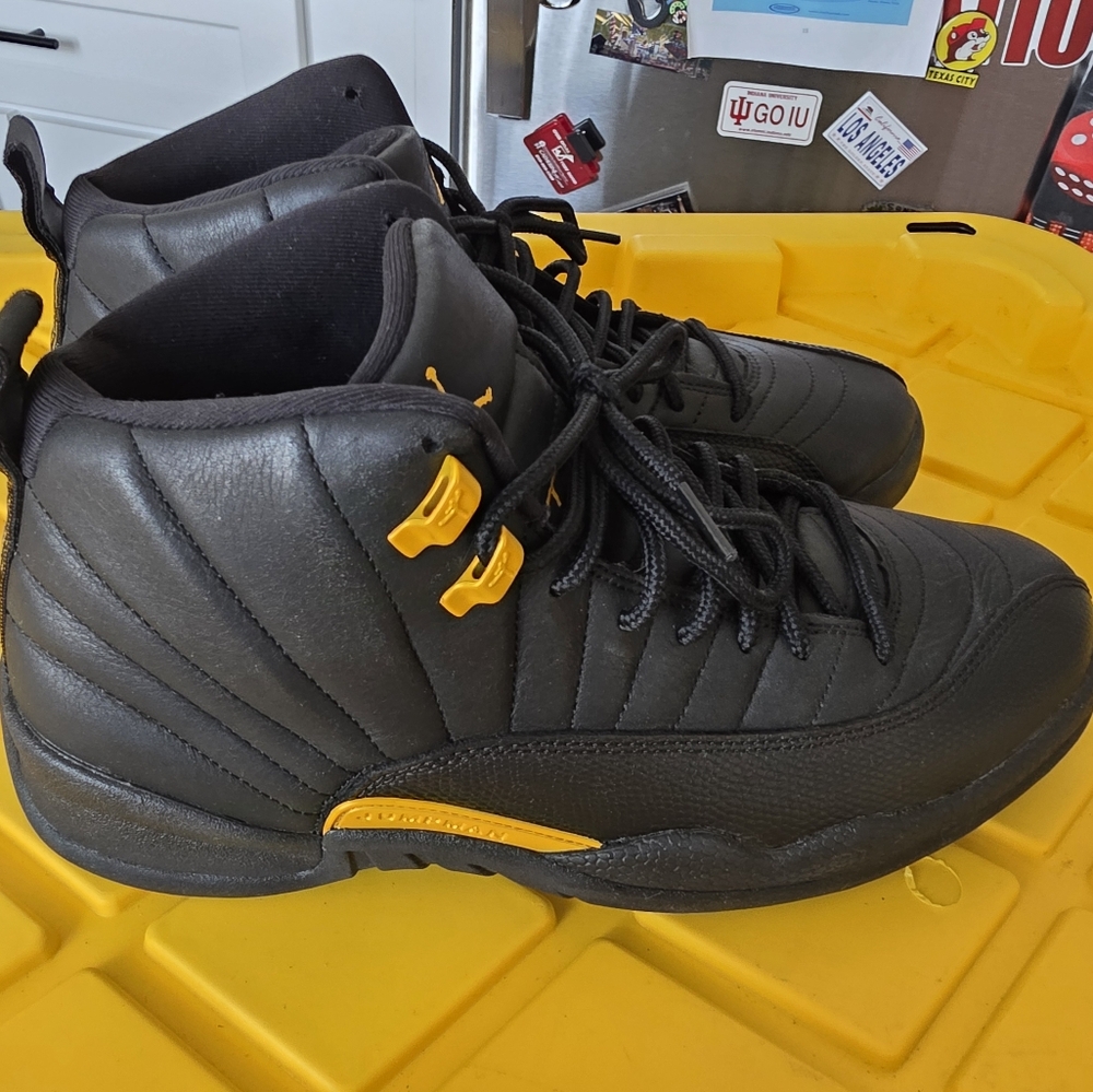 Jordan's TAXI Men's Black and Yellow Sneakers